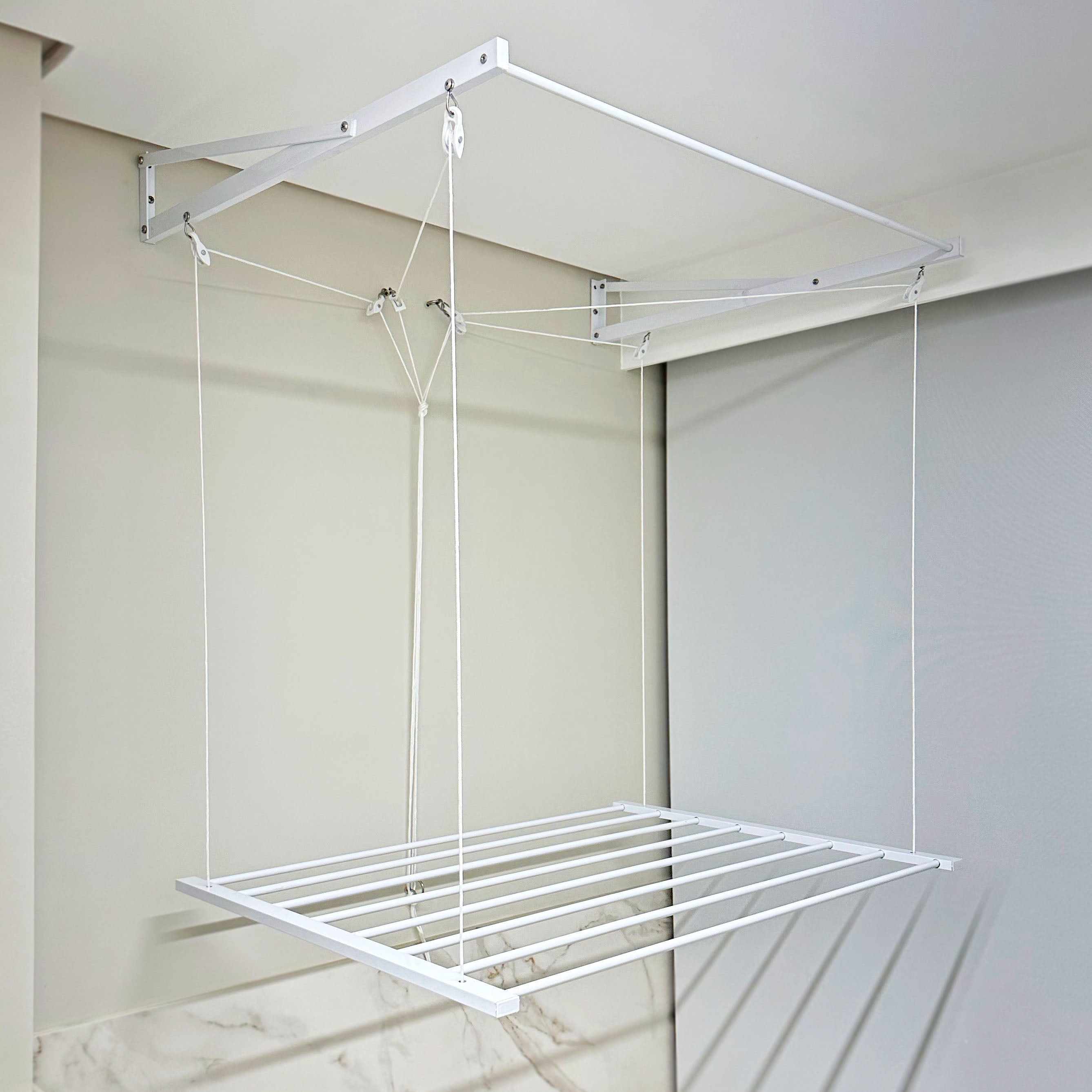 Varal Tradicional de Parede 2,00x0,68m