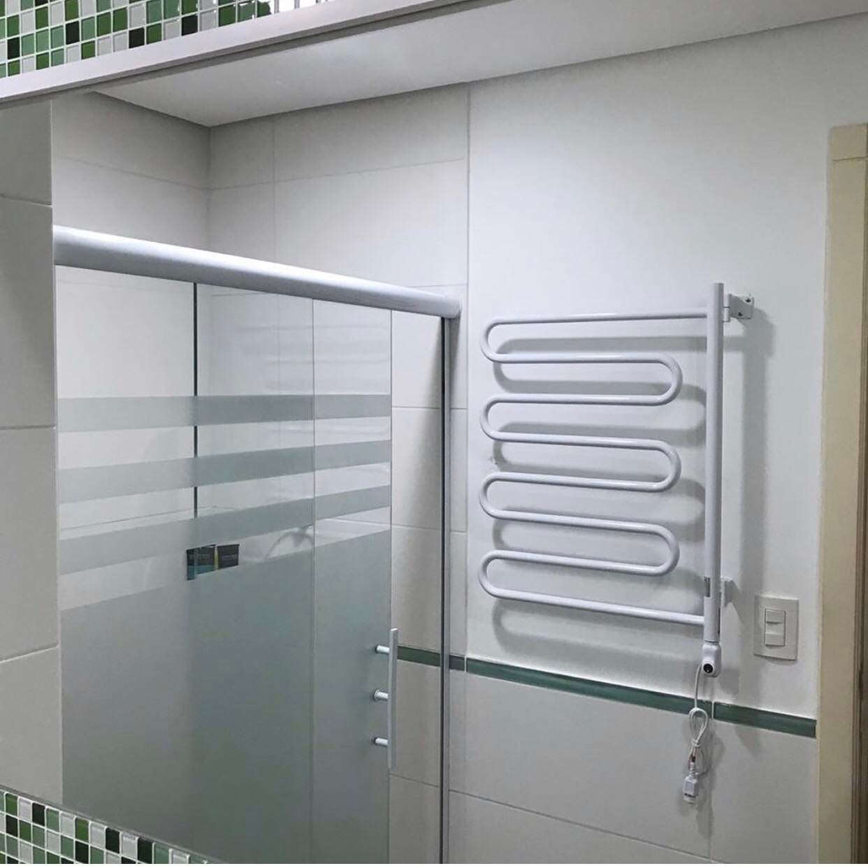 Toalheiro Térmico Nóbile Branco Seccare