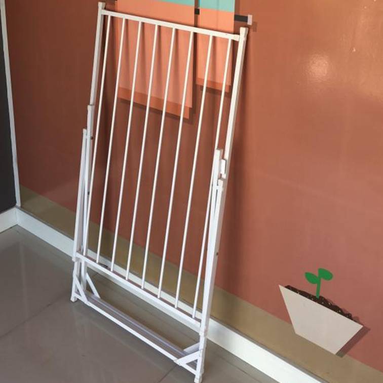 Varal Tradicional de Chão Branco