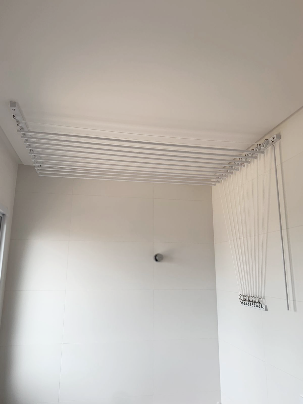 Varal Individual de Teto e Parede