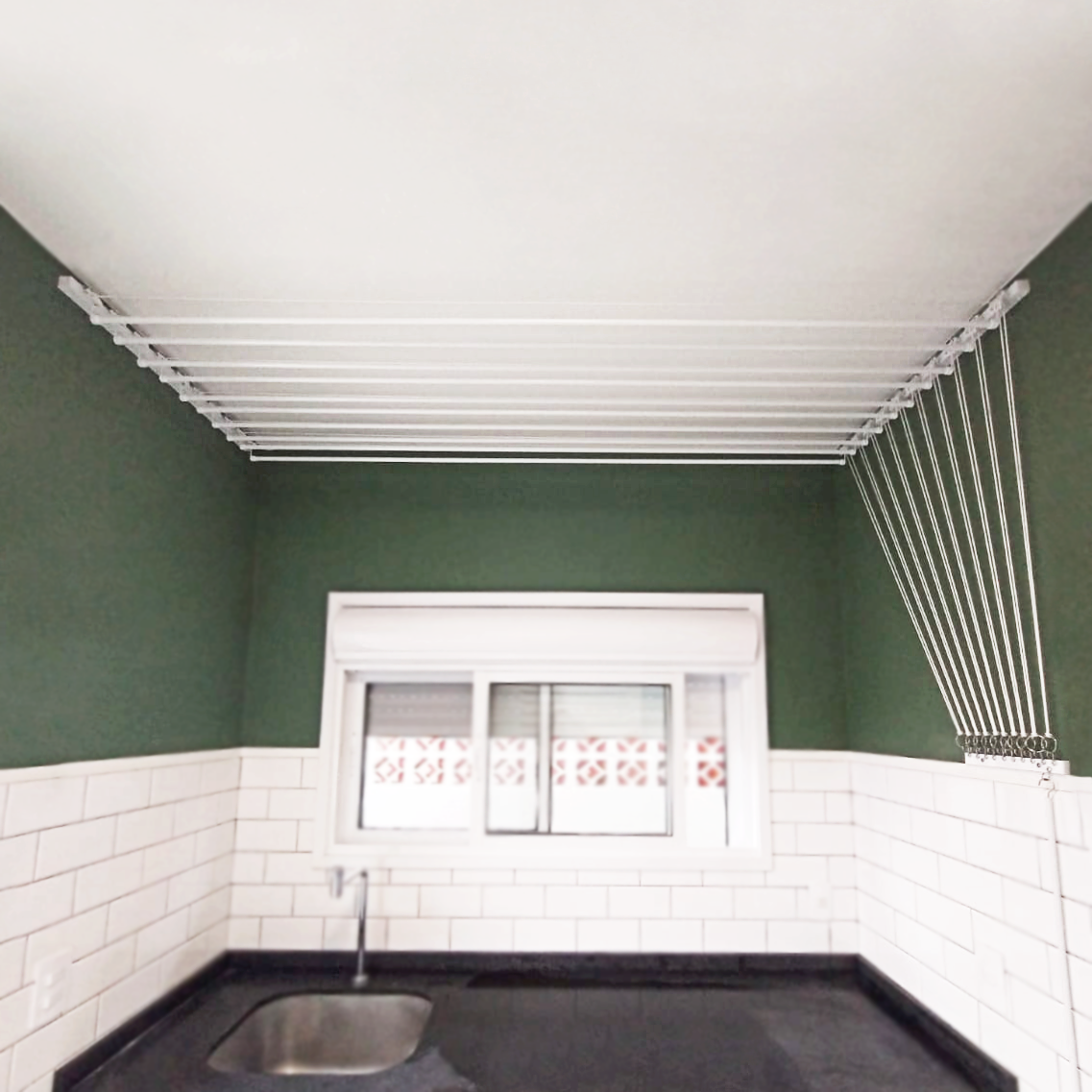 Varal Individual de Parede a Parede